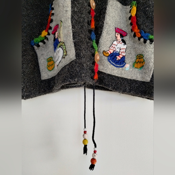 Handcrafted Ecuadorian Wool Cardigan Size XL Gray - Picture 5 of 12